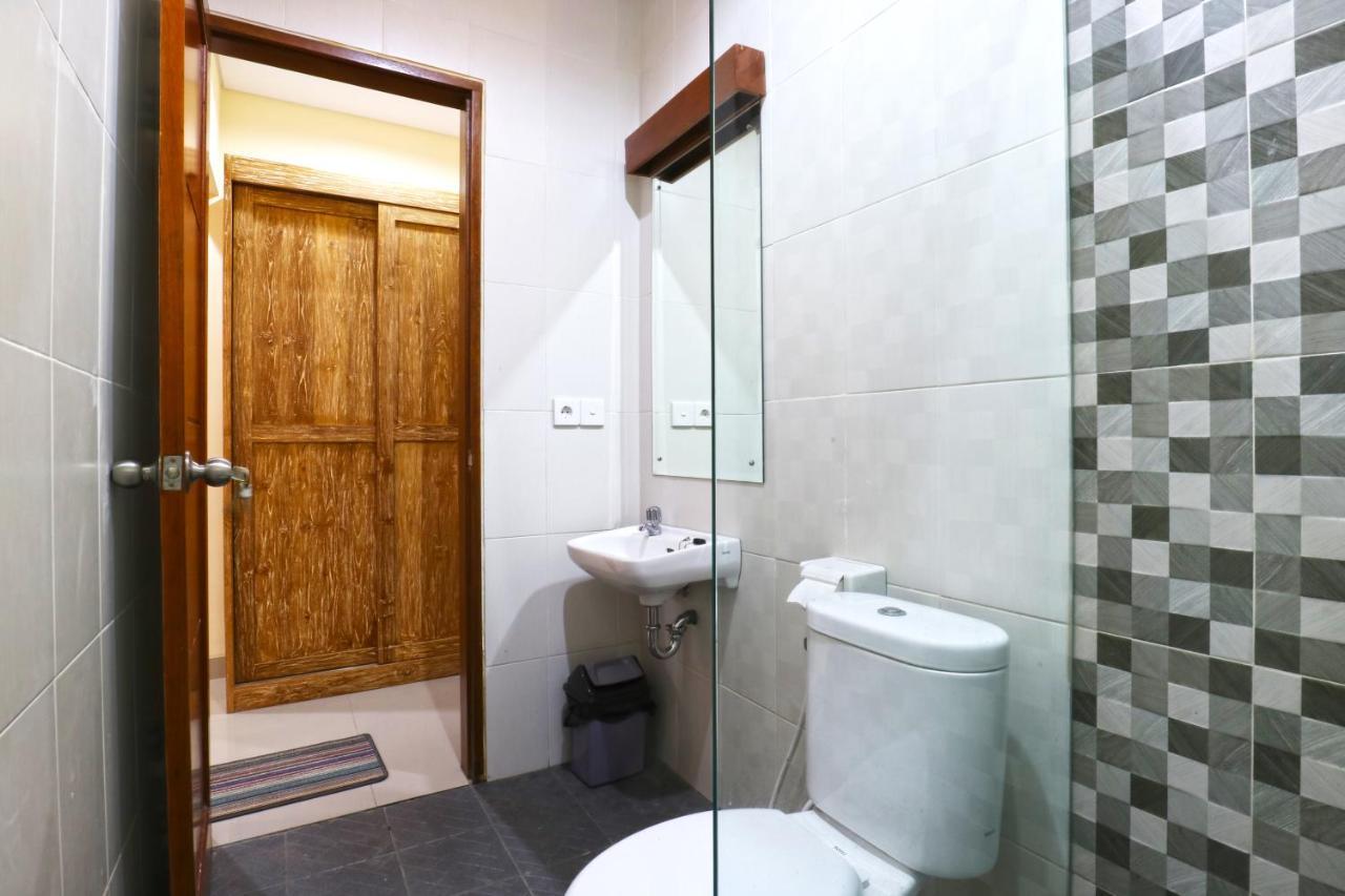 Lotus Bali Guest House Canggu  Ngoại thất bức ảnh