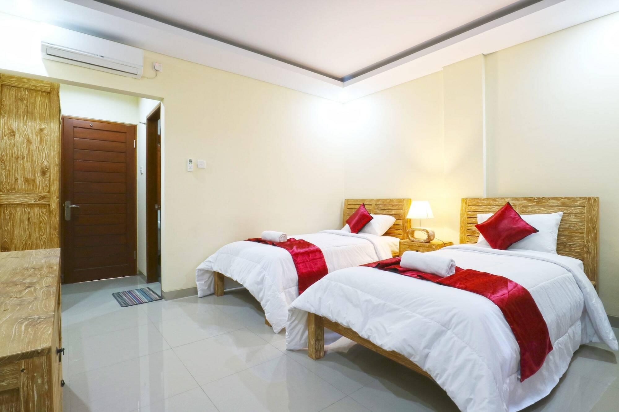 Lotus Bali Guest House Canggu  Ngoại thất bức ảnh